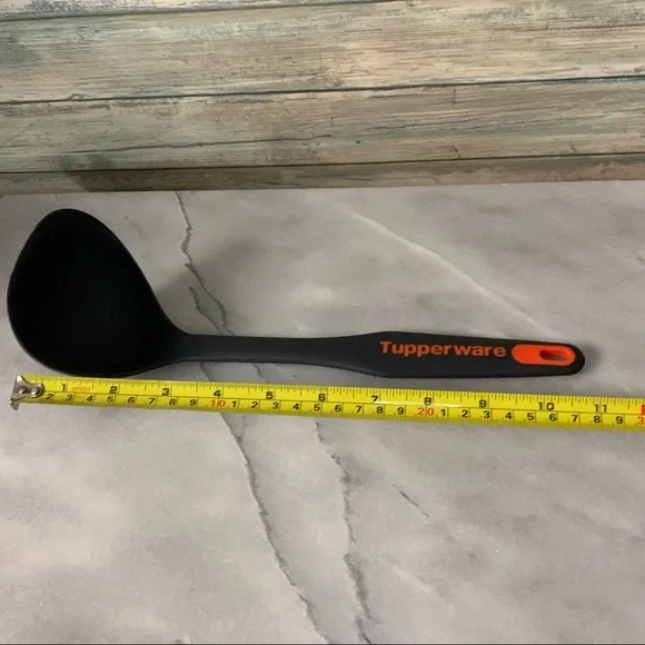 Tupperware Ladle New - Picture 3 of 6